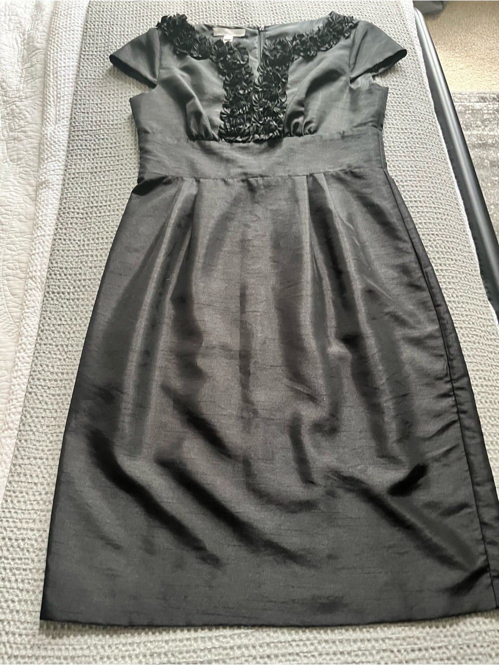 London Times Black Cap-Sleeve Sheath Dress with Floral Trim - Classic Sexy! - Picture 5 of 5